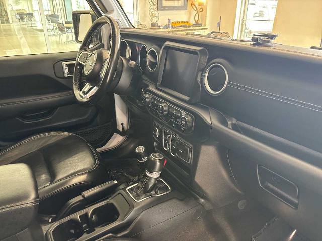 Used 2023 Jeep Wrangler Unlimited Sahara w/ Cold Weather Group image 28