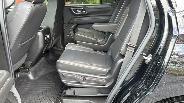 Used 2022 GMC Yukon SLT w/ SLT Luxury Package AWD/4WD image 25