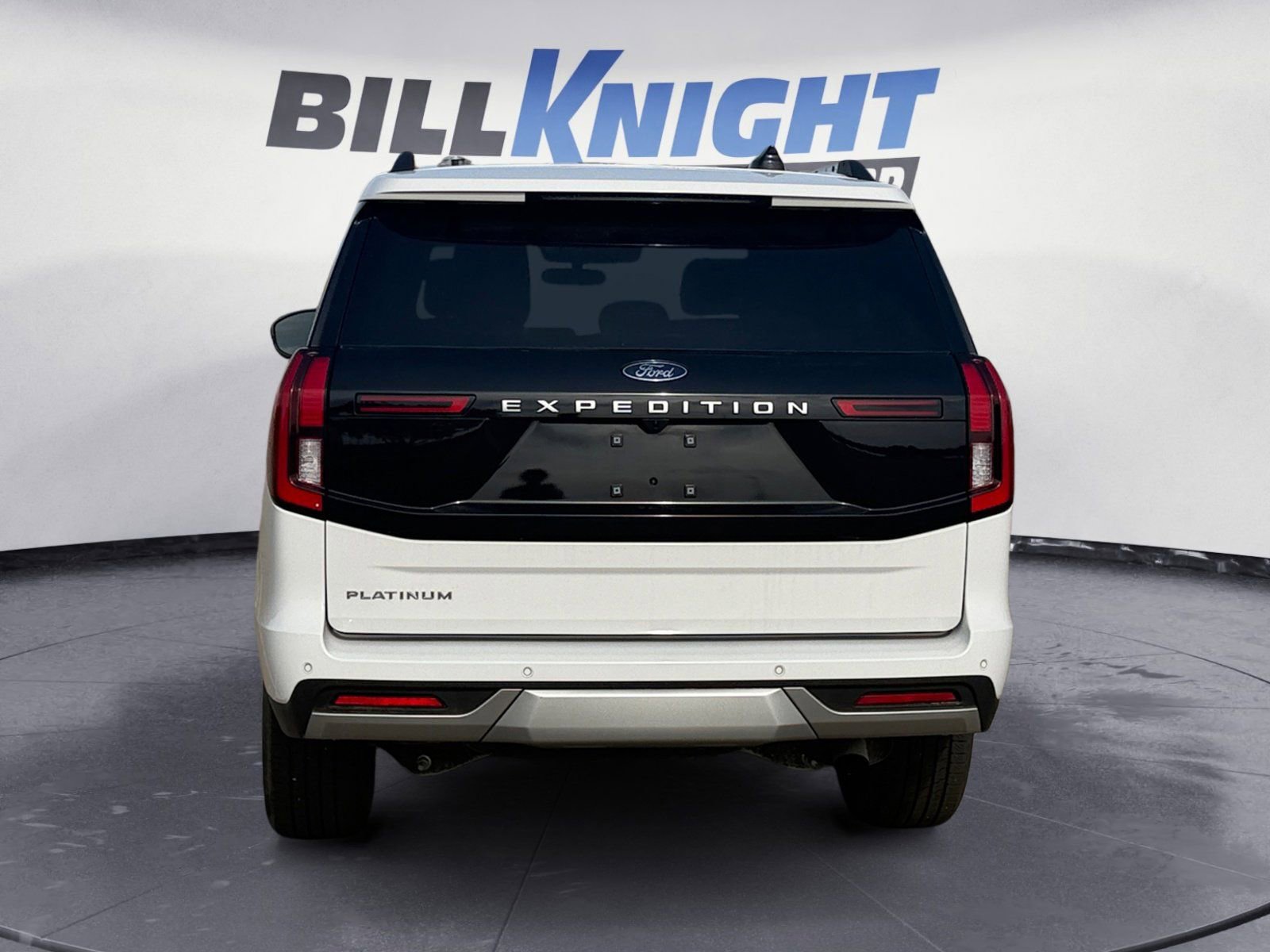 Certified 2025 Ford Expedition Platinum image 4
