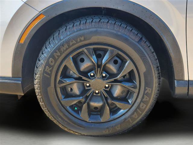 Used 2024 Honda CR-V LX image 9