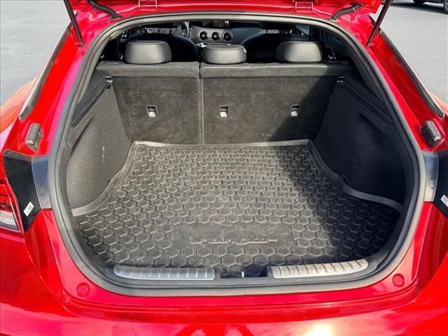 Used 2023 Kia Stinger GT-Line w/ Sun & Sound Package RWD image 15
