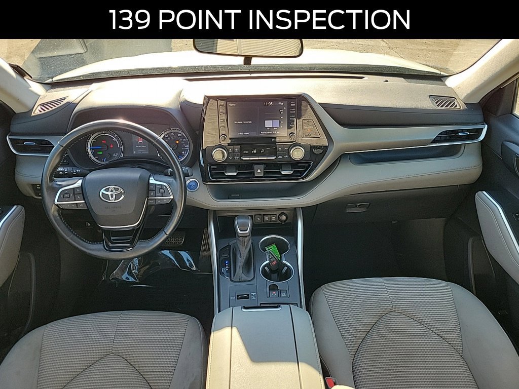 Used 2020 Toyota Highlander LE FWD image 9