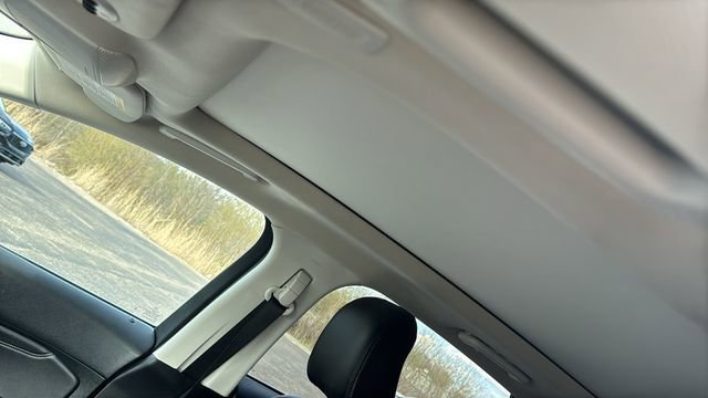 Certified 2022 Ford Edge Titanium w/ Class II Trailer Tow Package image 10