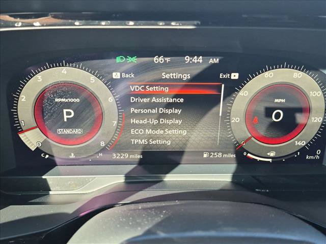 Used 2026 Nissan Pathfinder Platinum FWD image 11