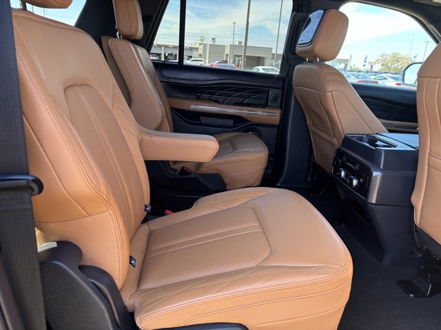 Certified 2024 Ford Expedition Max Platinum image 22
