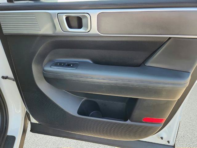 Used 2024 Hyundai Santa Fe SEL FWD image 24