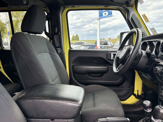 Used 2023 Jeep Wrangler Unlimited Sport AWD/4WD image 12
