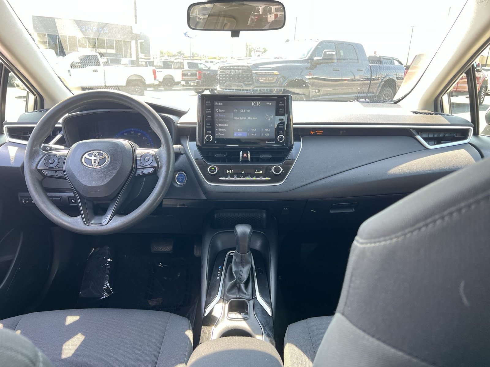 Used 2022 Toyota Corolla LE FWD image 22