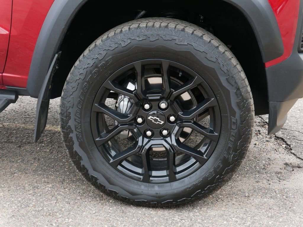 Used 2023 Chevrolet Colorado Trail Boss w/ LPO, Dark Essentials Package AWD/4WD image 7