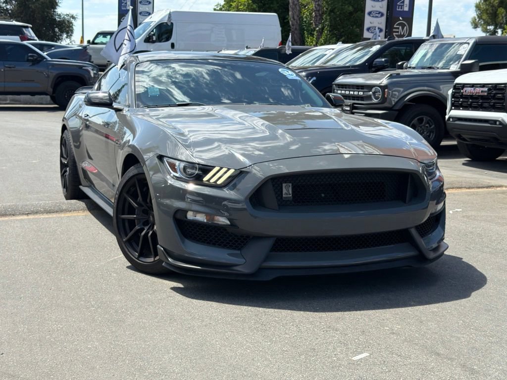Certified 2018 Ford Mustang Shelby GT350 w/ Convenience Package RWD image 3