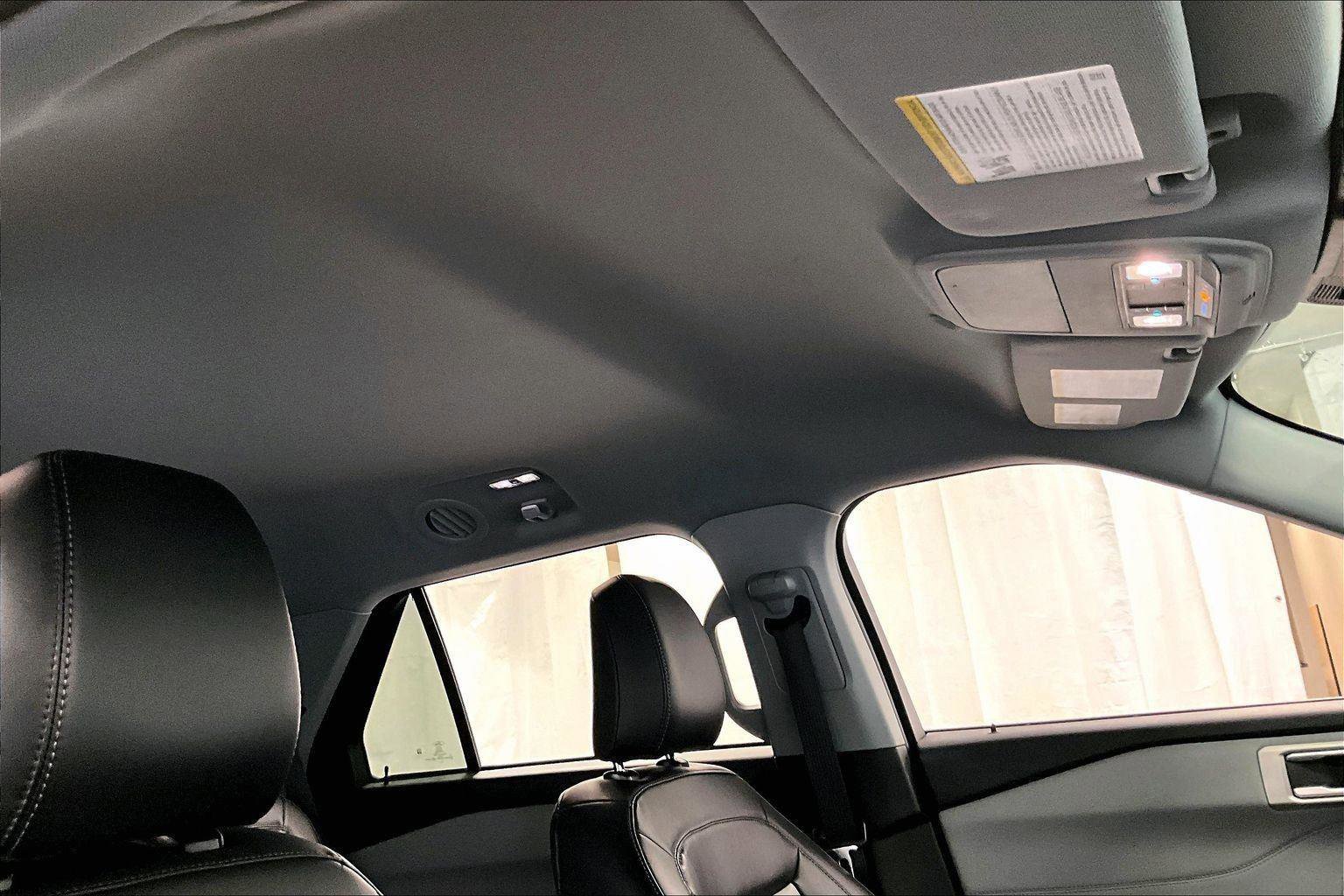 Certified 2023 Ford Explorer XLT w/ Equipment Group 202A image 21