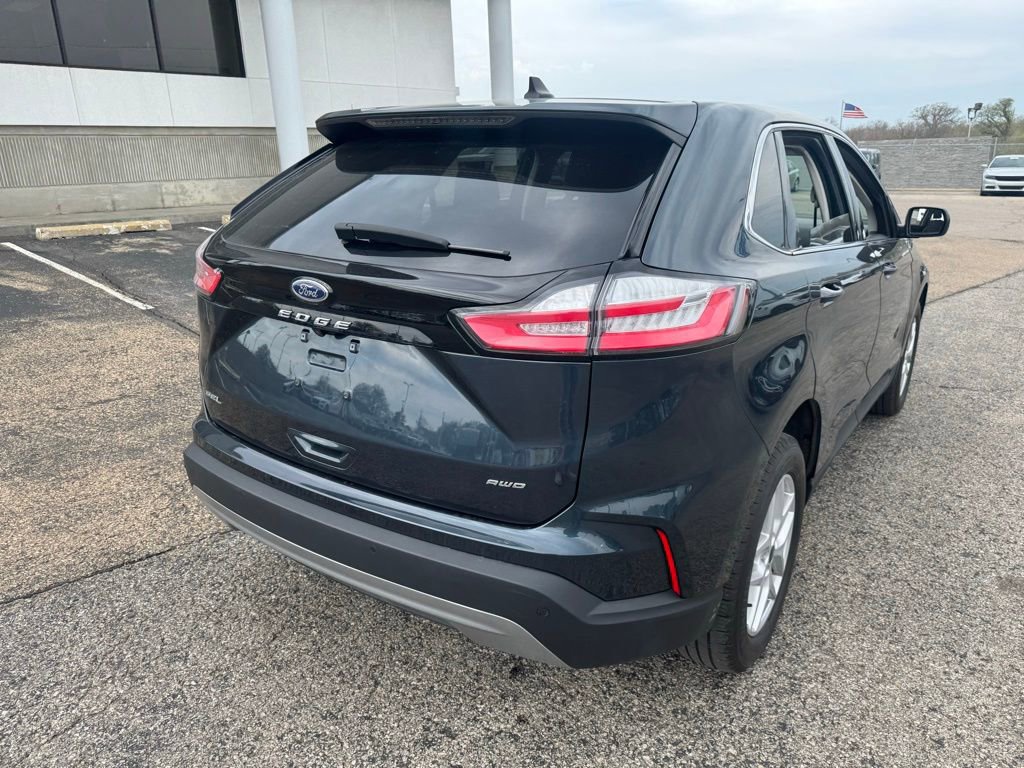 Certified 2023 Ford Edge SEL w/ Convenience Package image 4