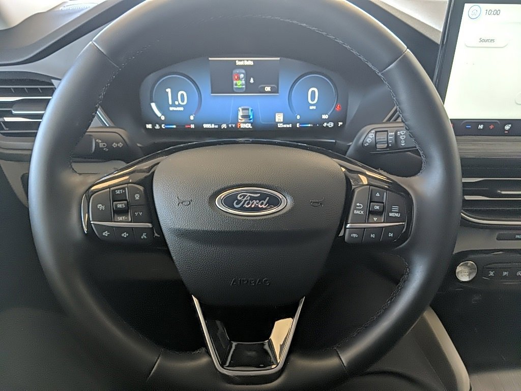 Certified 2025 Ford Escape Platinum w/ Premium Technology Package image 13