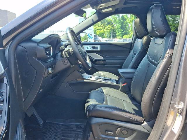 Certified 2023 Ford Explorer ST w/ Equipment Group 401A AWD/4WD image 17