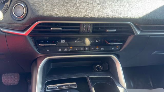Used 2024 MAZDA CX-90 3.3 Turbo w/ Preferred Plus image 17