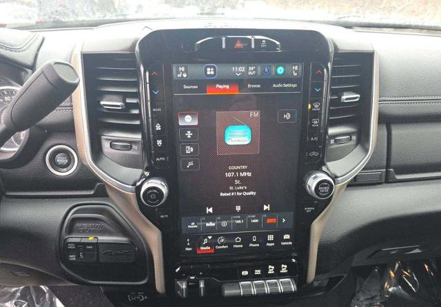 Used 2024 RAM 2500 Laramie AWD/4WD image 5