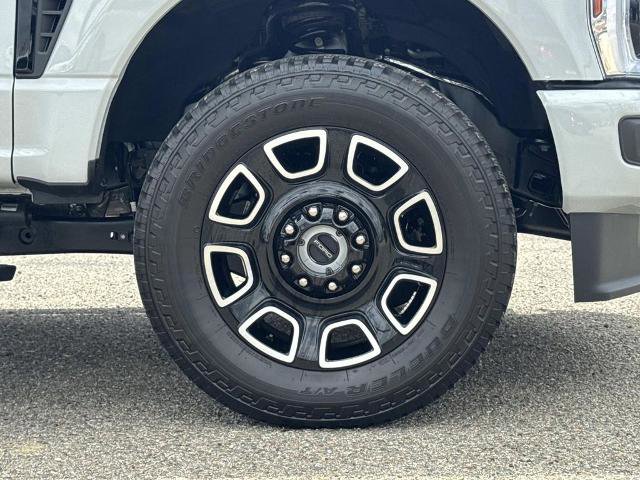 Certified 2026 Ford F350 Platinum AWD/4WD image 31