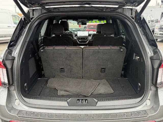 Certified 2025 Ford Explorer Platinum w/ LUX Leather Package image 24