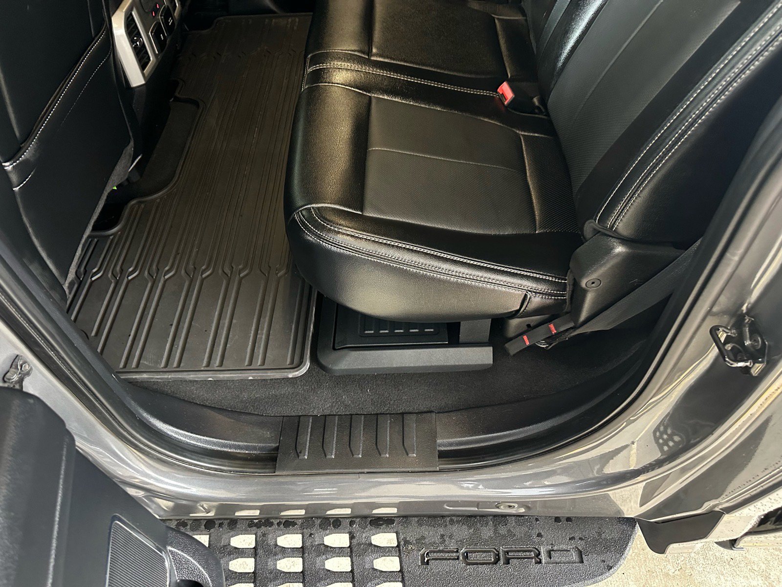 Certified 2021 Ford F250 Lariat w/ Tremor Off-Road Package image 27