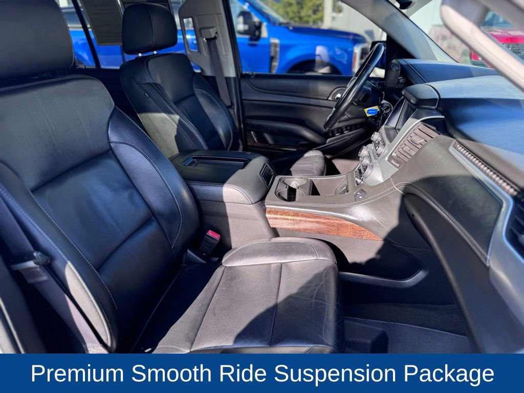 Used 2017 Chevrolet Suburban LT image 21