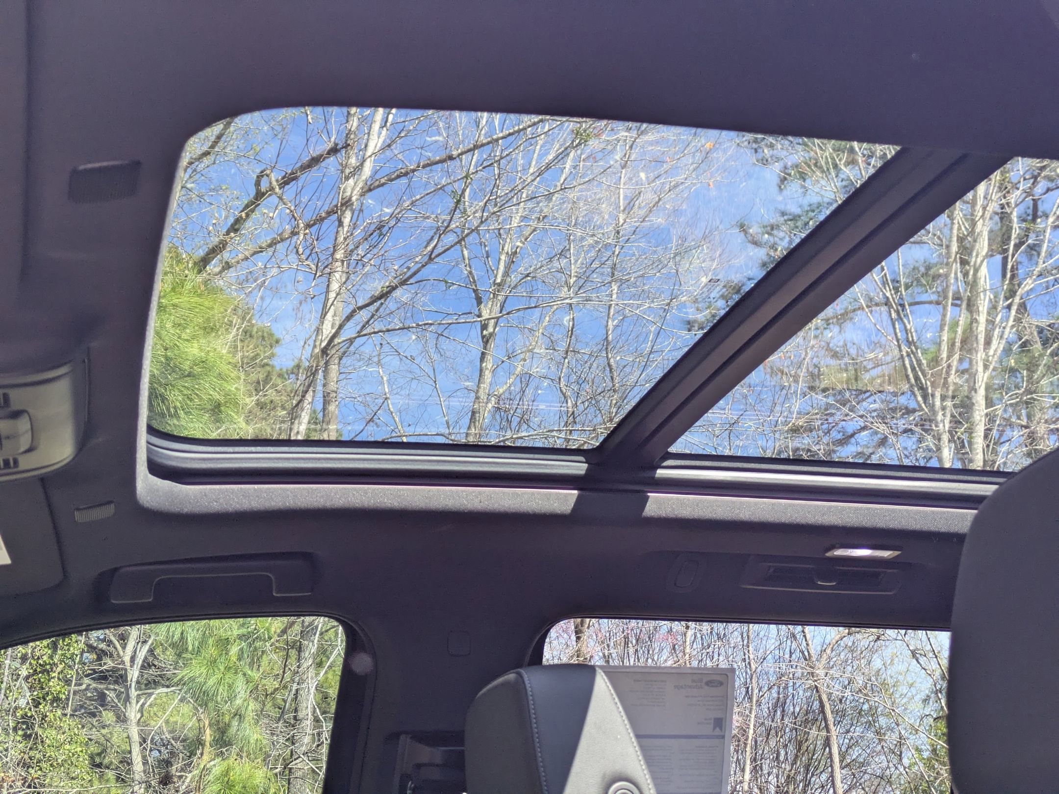 Used 2022 Chevrolet Tahoe Z71 w/ Z71 Off-Road Package image 15