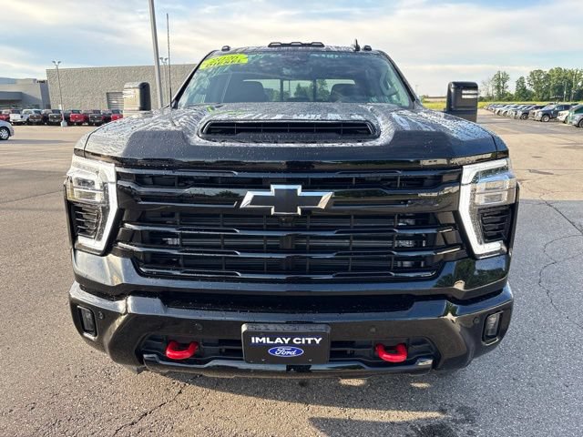 Used 2026 Chevrolet Silverado 2500 LTZ w/ LTZ Plus Package AWD/4WD image 24