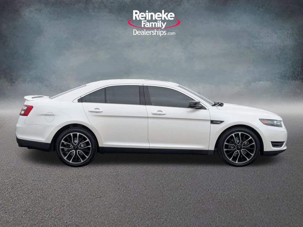 Certified 2018 Ford Taurus SHO image 6