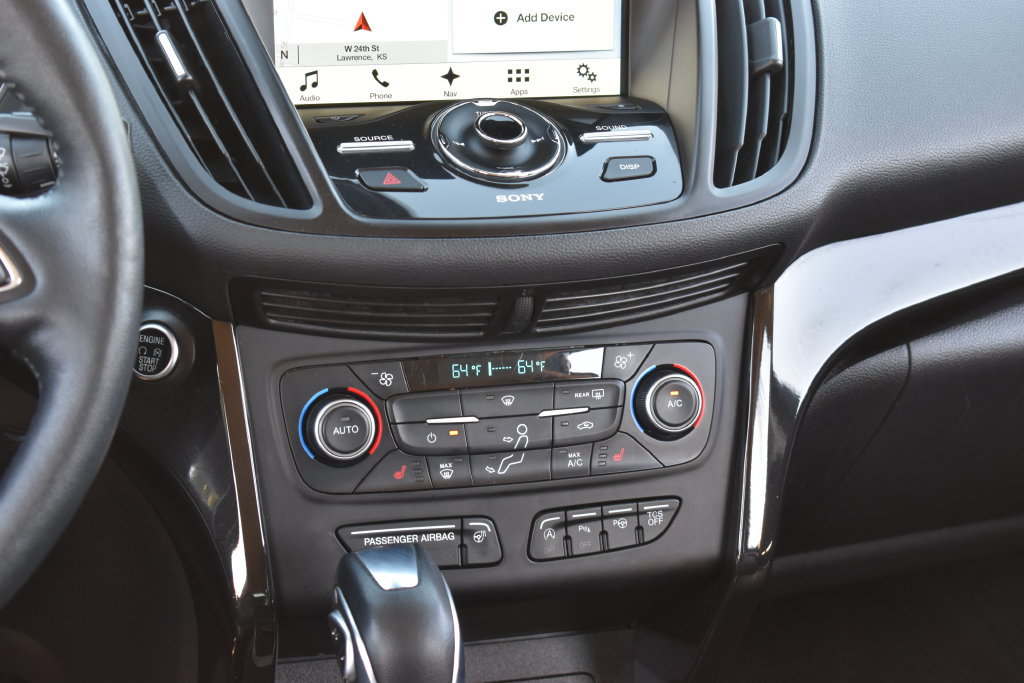 Certified 2018 Ford Escape Titanium FWD image 20