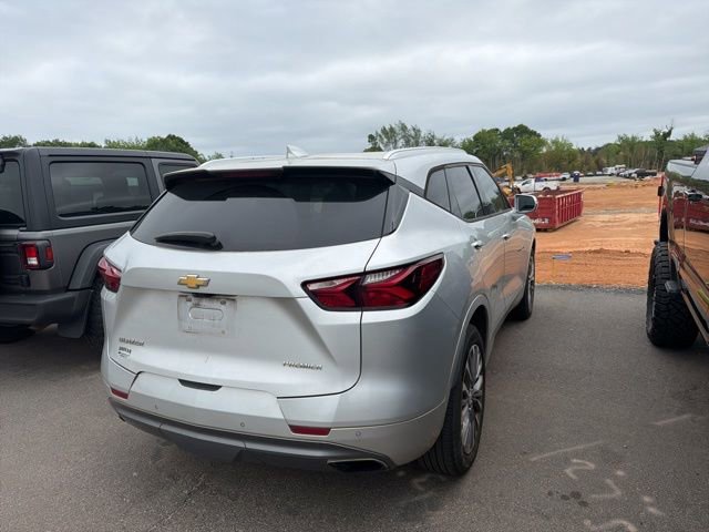 Used 2019 Chevrolet Blazer Premier w/ Driver Confidence II Package FWD image 3