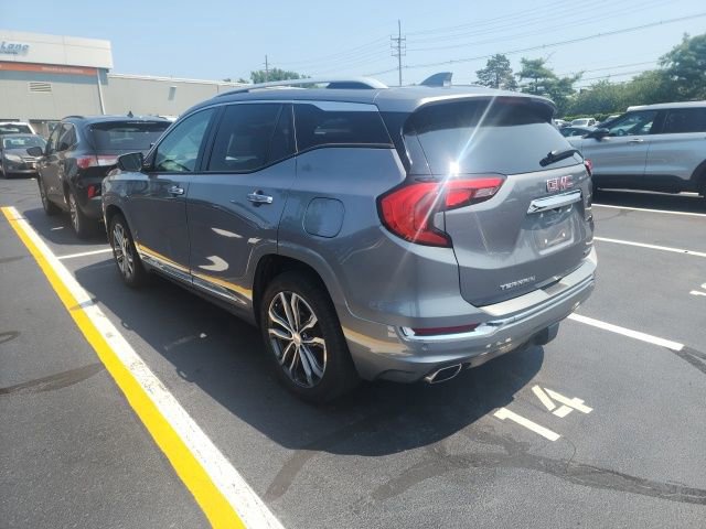 Used 2018 GMC Terrain Denali w/ Advanced Safety Package image 2