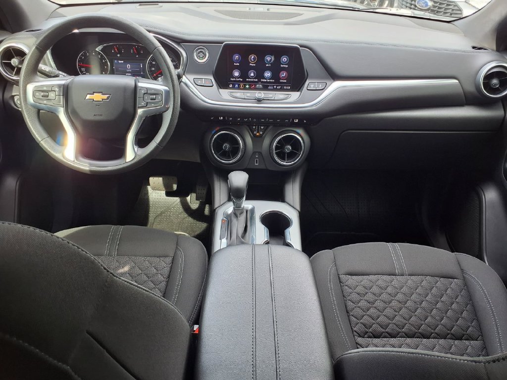 Used 2022 Chevrolet Blazer LT FWD image 12