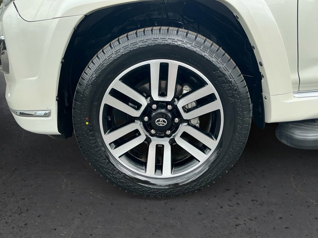 Used 2023 Toyota 4Runner Limited AWD/4WD image 13