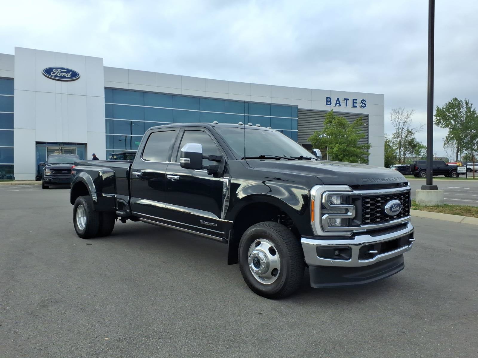 Certified 2023 Ford F350 Lariat w/ Lariat Ultimate Package