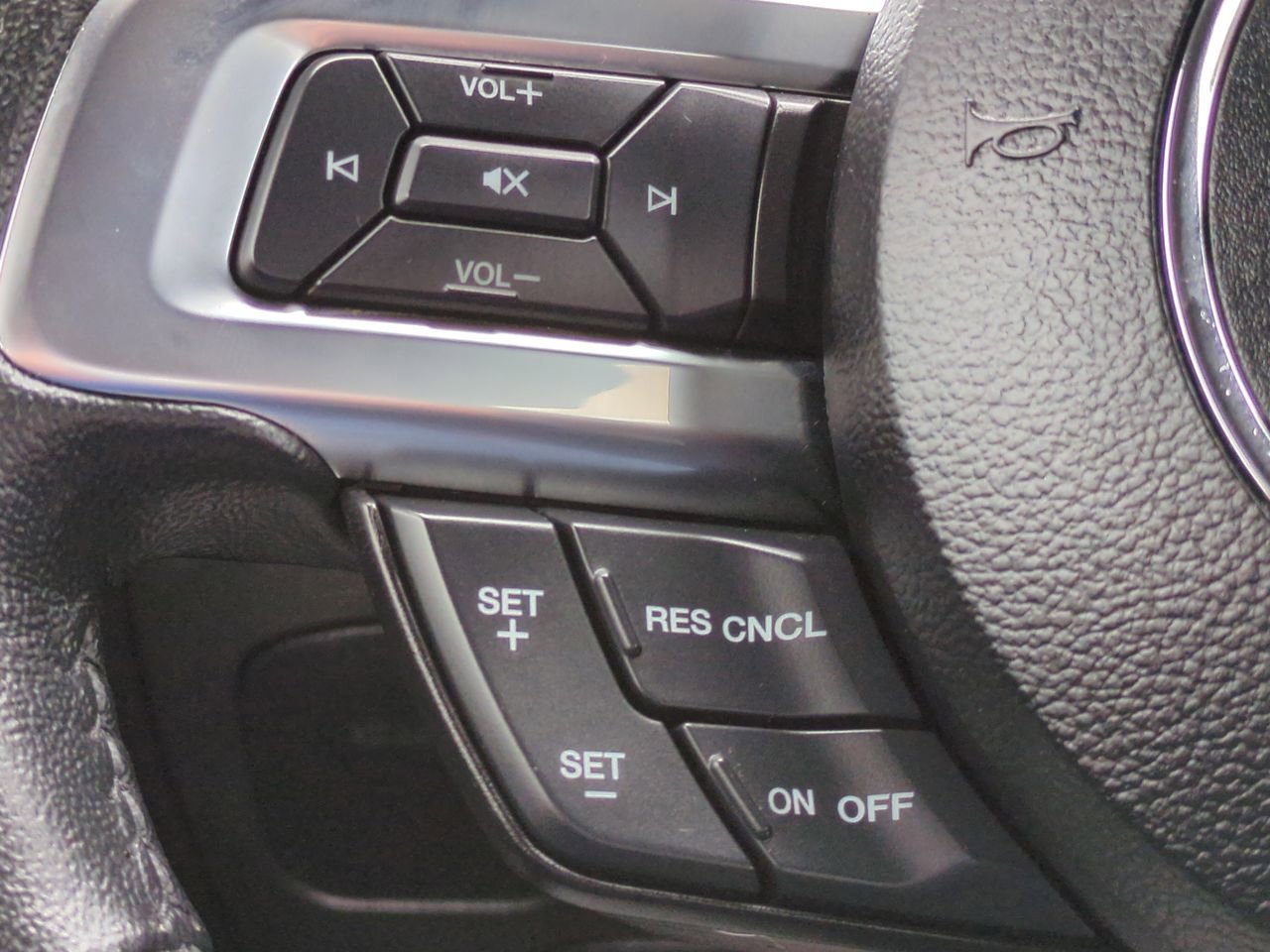 Certified 2021 Ford Mustang Coupe image 23