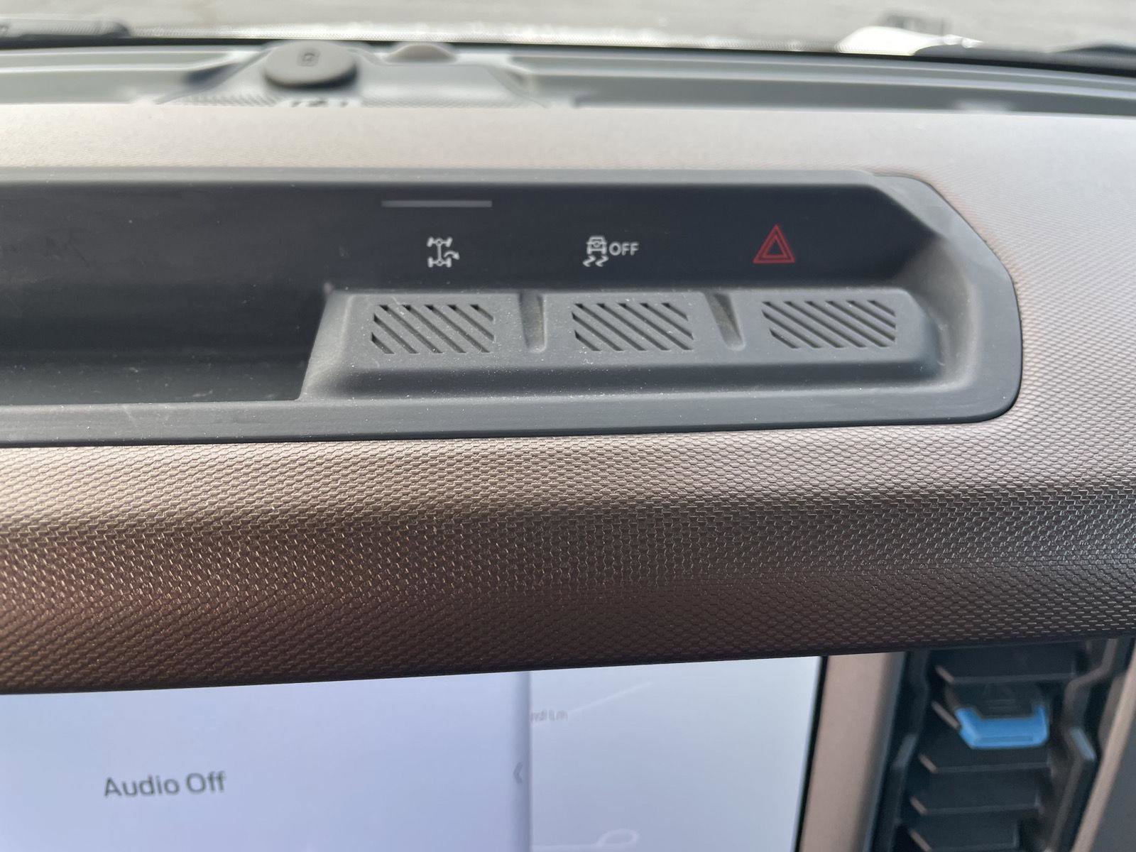Certified 2022 Ford Bronco Outer Banks AWD/4WD image 25