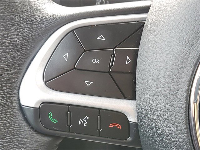 Used 2023 Jeep Renegade Limited image 10