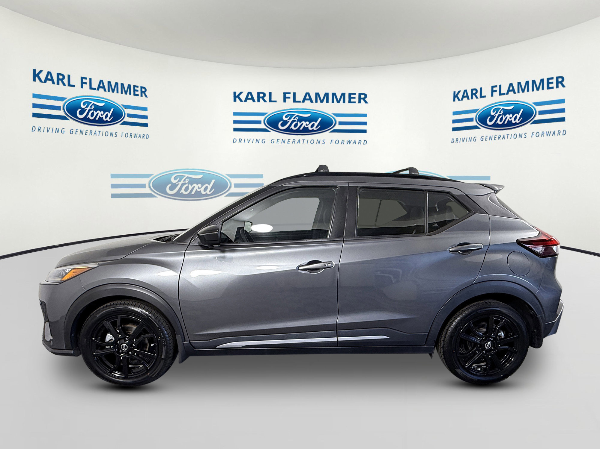 Used 2021 Nissan Kicks SR w/ Interior Electronics Package image 5