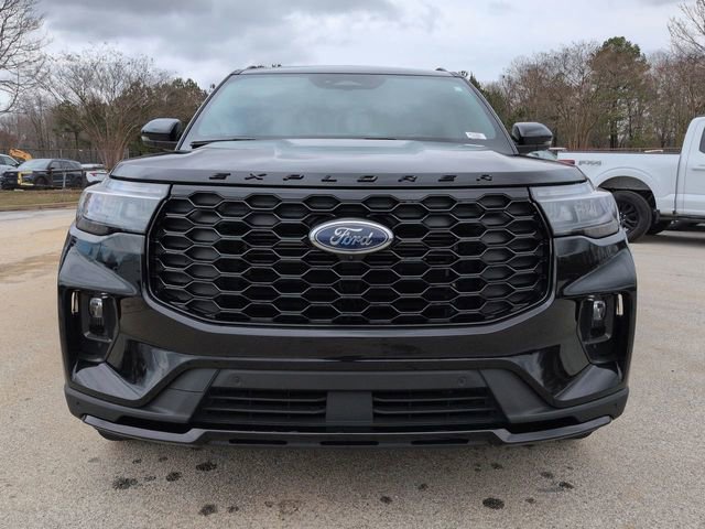 Certified 2025 Ford Explorer ST-Line AWD/4WD image 9