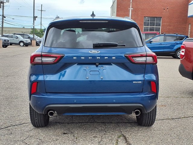 Certified 2023 Ford Escape ST-Line w/ Tech Pack #1 AWD/4WD image 22