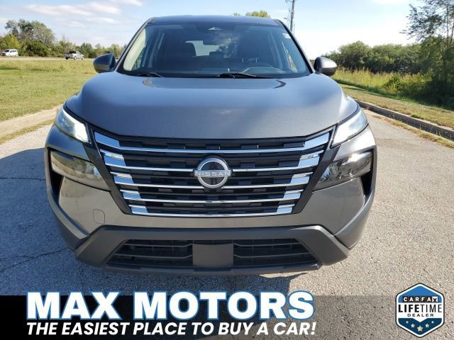 Used 2024 Nissan Rogue SV image 8