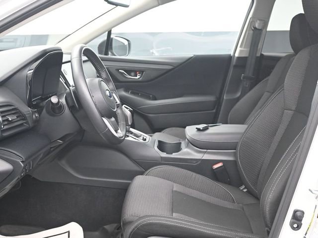 Used 2025 Subaru Outback Premium AWD/4WD image 6