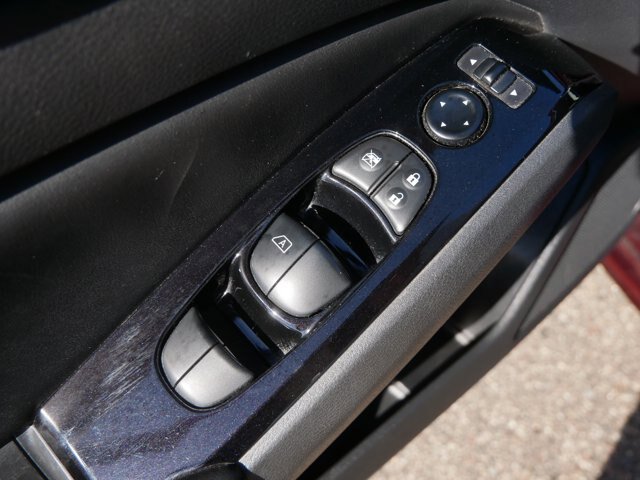 Used 2023 Nissan Altima 2.5 SV FWD image 14