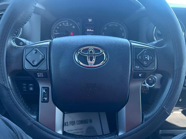 Used 2017 Toyota Tacoma TRD Sport w/ Tow Package (A/T) AWD/4WD image 15