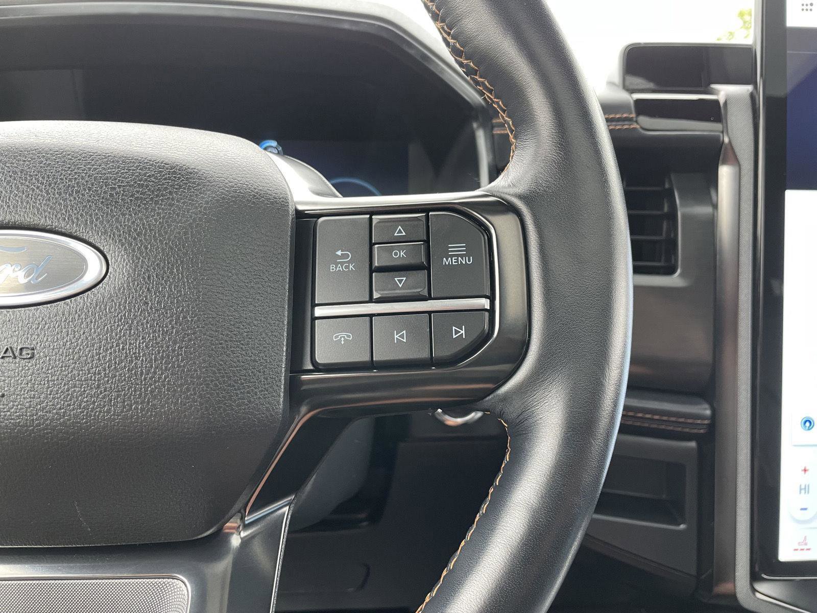 Certified 2023 Ford Expedition Platinum AWD/4WD image 14