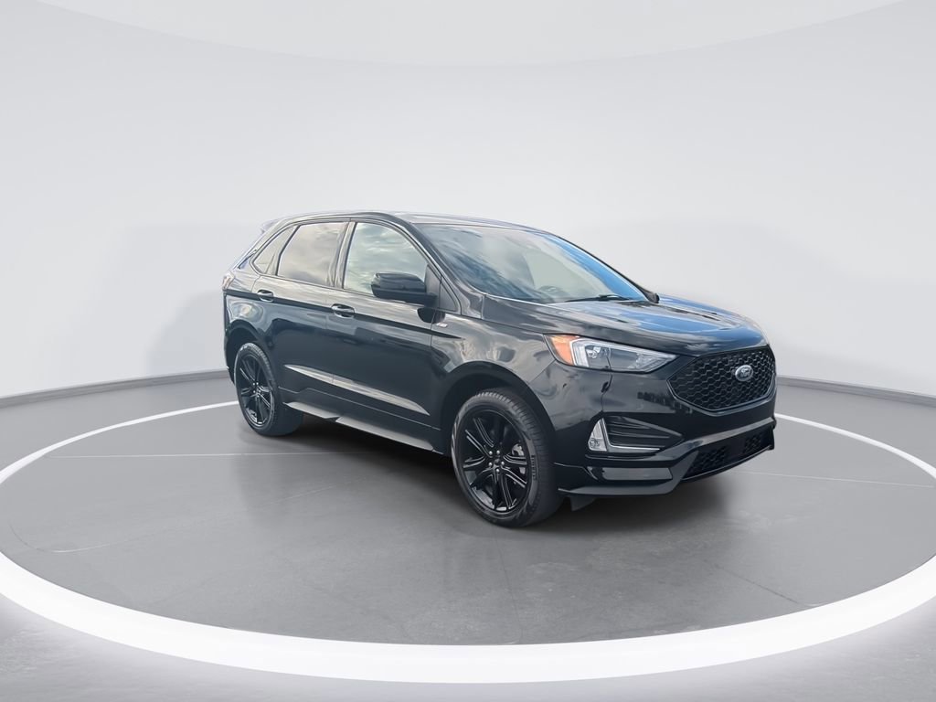 Certified 2024 Ford Edge ST-Line w/ Class II Trailer Tow Package image 9
