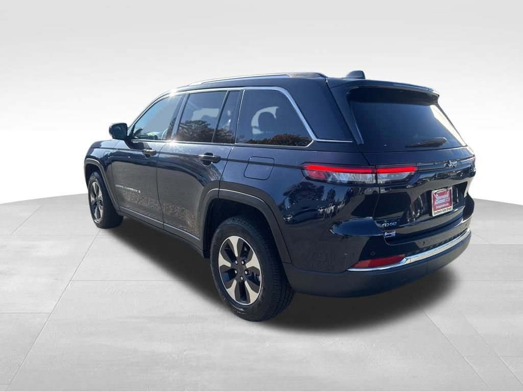 Used 2024 Jeep Grand Cherokee Limited 4xe image 30