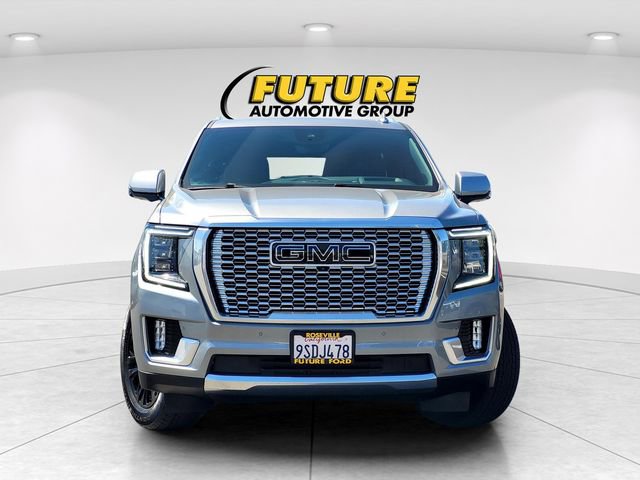 Used 2024 GMC Yukon Denali w/ Advanced Technology Package AWD/4WD image 2