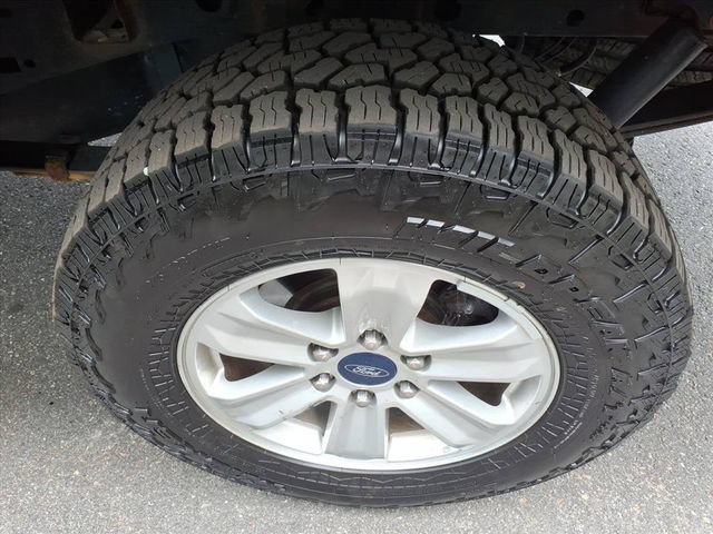 Certified 2018 Ford F150 XL w/ Equipment Group 101A Mid RWD image 9