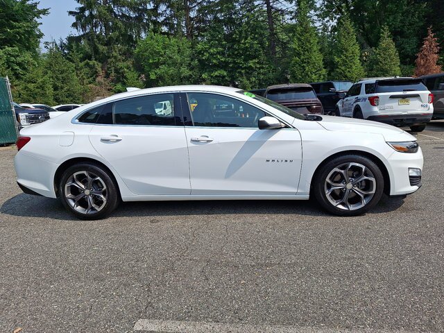 Used 2022 Chevrolet Malibu LT w/ Leather Package FWD image 18