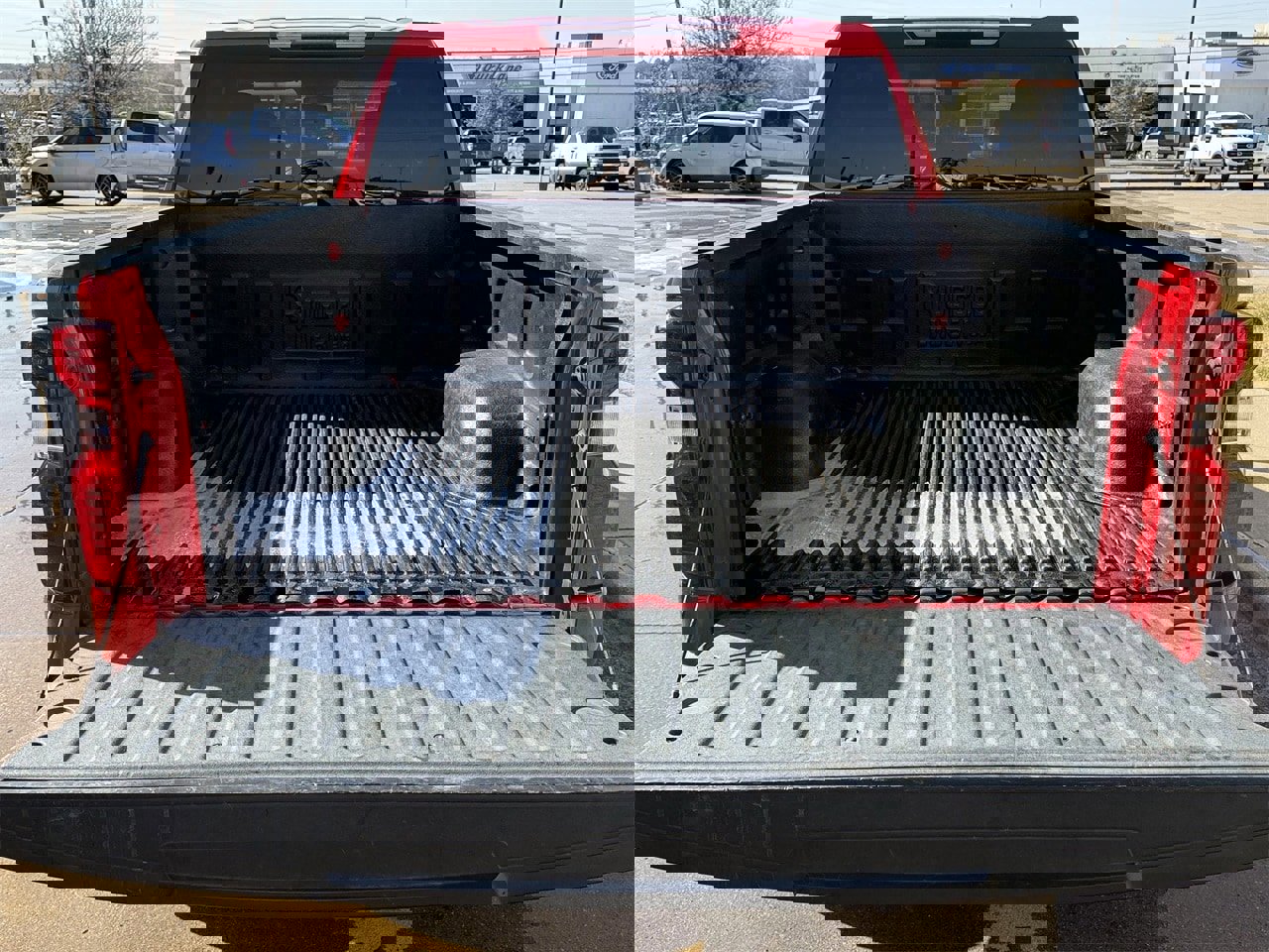 Used 2020 Chevrolet Silverado 1500 LT w/ Texas Edition image 28